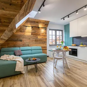 Cortina Apartament